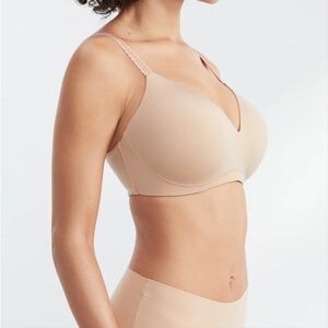 NWT Bra - Bare The Favorite Wire-Free Smoothing T-Shirt Bra